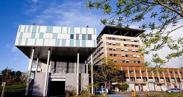 Hôpital haut Levesque / Hospital Haut Lêveque